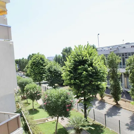 Cagnes-sur-mer: Spacieux 3 Pieces Avec Piscine, Clim & Terrasses - Fr-1-252a-128 Apartamento *